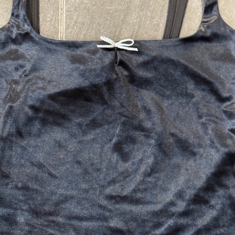 Wild Fable Elegant Black Velvet Women's Top - Picture 3 of 5